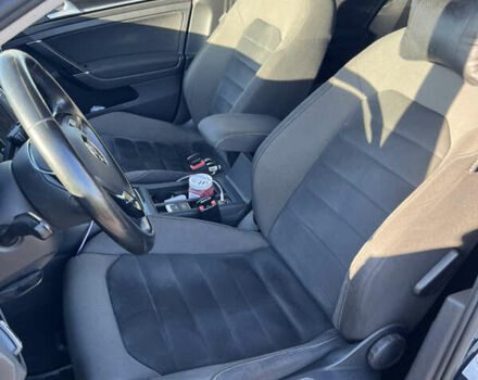 Синий Фольксваген Гольф, объемом двигателя 1.97 л и пробегом 260 тыс. км за 11999 $, фото 9 на Automoto.ua