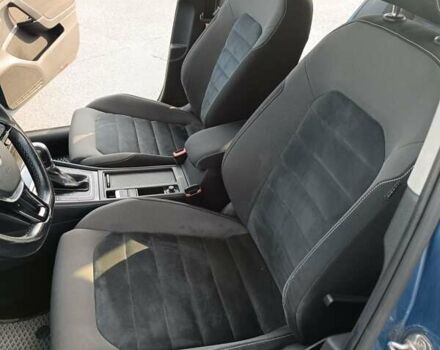 Синій Фольксваген Гольф, об'ємом двигуна 1.6 л та пробігом 238 тис. км за 11800 $, фото 9 на Automoto.ua