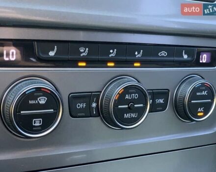 Синій Фольксваген Гольф, об'ємом двигуна 1.6 л та пробігом 365 тис. км за 9750 $, фото 46 на Automoto.ua