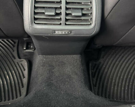 Синий Фольксваген Гольф, объемом двигателя 1.97 л и пробегом 145 тыс. км за 15000 $, фото 14 на Automoto.ua