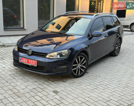 Синий Фольксваген Гольф, объемом двигателя 1.6 л и пробегом 277 тыс. км за 9400 $, фото 5 на Automoto.ua