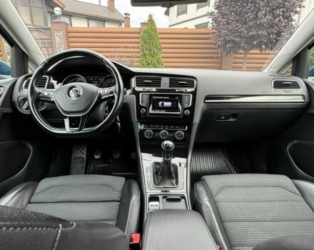 Синий Фольксваген Гольф, объемом двигателя 2 л и пробегом 205 тыс. км за 11200 $, фото 18 на Automoto.ua