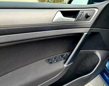 Синий Фольксваген Гольф, объемом двигателя 2 л и пробегом 60 тыс. км за 14000 $, фото 17 на Automoto.ua