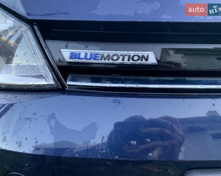 Синий Фольксваген Гольф, объемом двигателя 1.6 л и пробегом 205 тыс. км за 10950 $, фото 1 на Automoto.ua