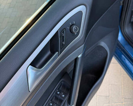 Синий Фольксваген Гольф, объемом двигателя 1.97 л и пробегом 57 тыс. км за 18000 $, фото 8 на Automoto.ua