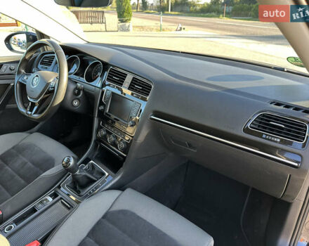 Фольксваген Гольф 2016 в Червонограде на Automoto.ua Синий Фольксваген Гольф, объемом двигателя 1.6 л и пробегом 278 тыс. км за 12005 $, фото 39 на Automoto.ua