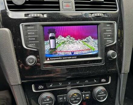 Синий Фольксваген Гольф, объемом двигателя 1.6 л и пробегом 205 тыс. км за 12800 $, фото 13 на Automoto.ua