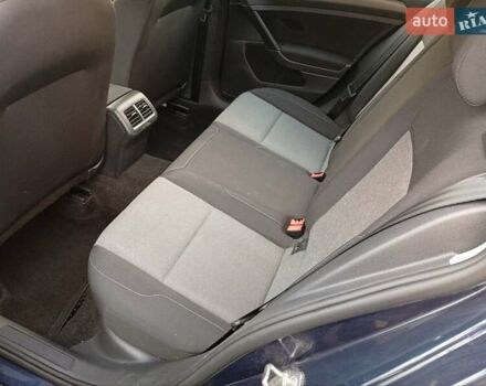 Синий Фольксваген Гольф, объемом двигателя 1.6 л и пробегом 280 тыс. км за 9450 $, фото 15 на Automoto.ua