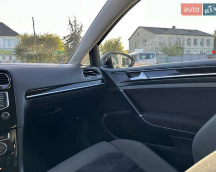 Фольксваген Гольф 2016 в Червонограде на Automoto.ua Синий Фольксваген Гольф, объемом двигателя 1.6 л и пробегом 278 тыс. км за 12005 $, фото 20 на Automoto.ua