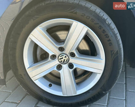 Фольксваген Гольф 2016 в Червонограде на Automoto.ua Синий Фольксваген Гольф, объемом двигателя 1.6 л и пробегом 278 тыс. км за 12005 $, фото 10 на Automoto.ua