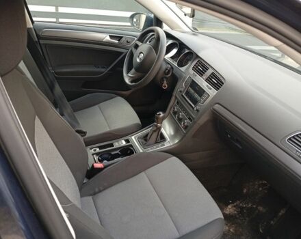 Синий Фольксваген Гольф, объемом двигателя 1.6 л и пробегом 280 тыс. км за 9450 $, фото 5 на Automoto.ua