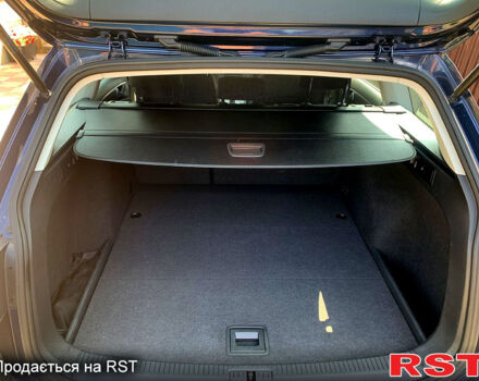 Синій Фольксваген Гольф, об'ємом двигуна 1.6 л та пробігом 225 тис. км за 11300 $, фото 11 на Automoto.ua