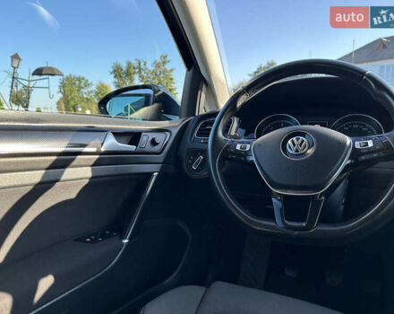 Фольксваген Гольф 2016 в Червонограде на Automoto.ua Синий Фольксваген Гольф, объемом двигателя 1.6 л и пробегом 278 тыс. км за 12005 $, фото 19 на Automoto.ua