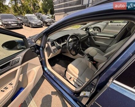 Синий Фольксваген Гольф, объемом двигателя 1.8 л и пробегом 151 тыс. км за 12700 $, фото 11 на Automoto.ua