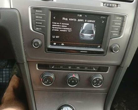 Синий Фольксваген Гольф, объемом двигателя 1.6 л и пробегом 280 тыс. км за 9450 $, фото 6 на Automoto.ua