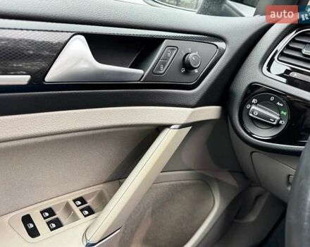 Синий Фольксваген Гольф, объемом двигателя 2 л и пробегом 196 тыс. км за 14500 $, фото 30 на Automoto.ua