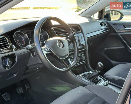 Фольксваген Гольф 2016 в Червонограде на Automoto.ua Синий Фольксваген Гольф, объемом двигателя 1.6 л и пробегом 278 тыс. км за 12005 $, фото 26 на Automoto.ua