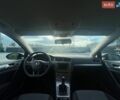 Синий Фольксваген Гольф, объемом двигателя 1.6 л и пробегом 290 тыс. км за 8700 $, фото 12 на Automoto.ua
