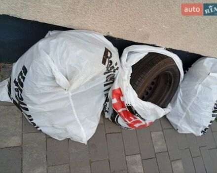 Синий Фольксваген Гольф, объемом двигателя 1.6 л и пробегом 280 тыс. км за 9450 $, фото 14 на Automoto.ua