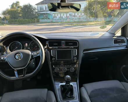 Фольксваген Гольф 2016 в Червонограде на Automoto.ua Синий Фольксваген Гольф, объемом двигателя 1.6 л и пробегом 278 тыс. км за 12005 $, фото 18 на Automoto.ua