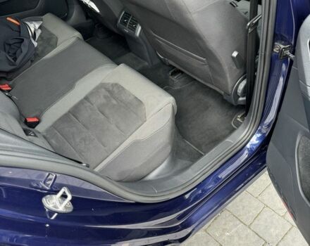 Синий Фольксваген Гольф, объемом двигателя 2 л и пробегом 290 тыс. км за 14000 $, фото 10 на Automoto.ua