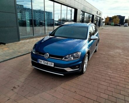 Синий Фольксваген Гольф, объемом двигателя 1.8 л и пробегом 107 тыс. км за 13200 $, фото 6 на Automoto.ua