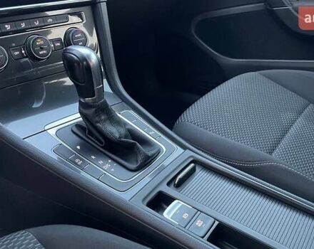 Синий Фольксваген Гольф, объемом двигателя 1.6 л и пробегом 239 тыс. км за 12990 $, фото 21 на Automoto.ua