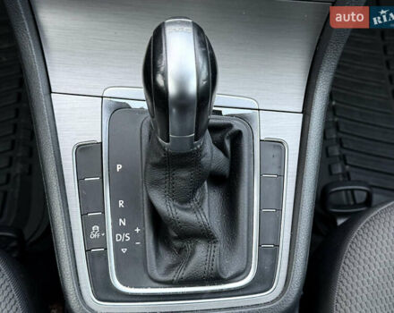 Синий Фольксваген Гольф, объемом двигателя 1.8 л и пробегом 213 тыс. км за 11999 $, фото 22 на Automoto.ua