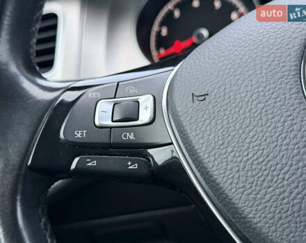 Синий Фольксваген Гольф, объемом двигателя 1.8 л и пробегом 213 тыс. км за 11999 $, фото 27 на Automoto.ua