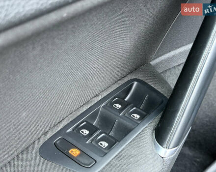 Синий Фольксваген Гольф, объемом двигателя 1.8 л и пробегом 213 тыс. км за 11999 $, фото 11 на Automoto.ua