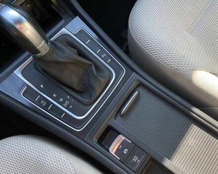 Синій Фольксваген Гольф, об'ємом двигуна 1.6 л та пробігом 292 тис. км за 12800 $, фото 16 на Automoto.ua