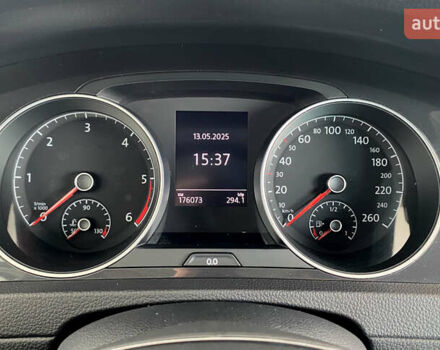 Синій Фольксваген Гольф, об'ємом двигуна 1.6 л та пробігом 176 тис. км за 15450 $, фото 8 на Automoto.ua