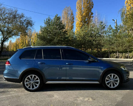 Синий Фольксваген Гольф, объемом двигателя 1.8 л и пробегом 114 тыс. км за 15500 $, фото 3 на Automoto.ua