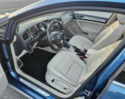 Синий Фольксваген Гольф, объемом двигателя 1.8 л и пробегом 35 тыс. км за 9100 $, фото 8 на Automoto.ua