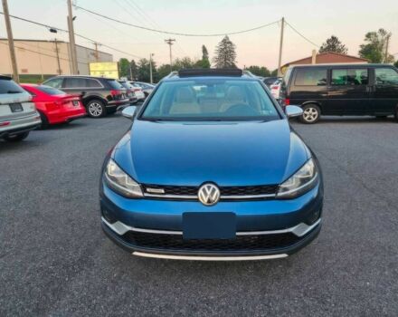 Синий Фольксваген Гольф, объемом двигателя 1.8 л и пробегом 46 тыс. км за 12000 $, фото 1 на Automoto.ua