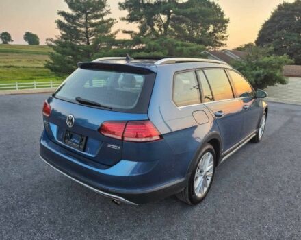 Синій Фольксваген Гольф, об'ємом двигуна 1.8 л та пробігом 31 тис. км за 8000 $, фото 5 на Automoto.ua