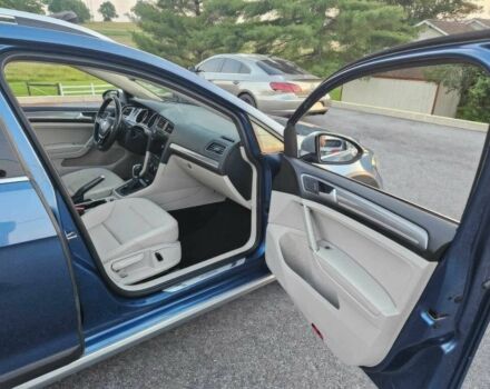 Синій Фольксваген Гольф, об'ємом двигуна 1.8 л та пробігом 31 тис. км за 8000 $, фото 8 на Automoto.ua