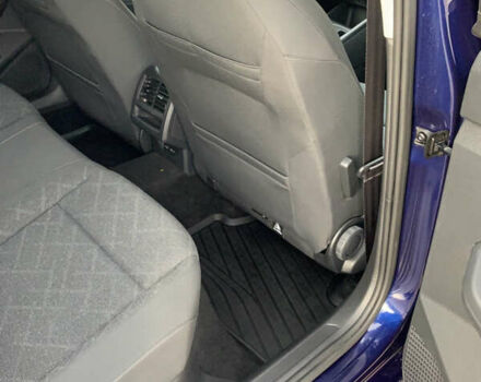 Синий Фольксваген Гольф, объемом двигателя 2 л и пробегом 191 тыс. км за 17950 $, фото 44 на Automoto.ua