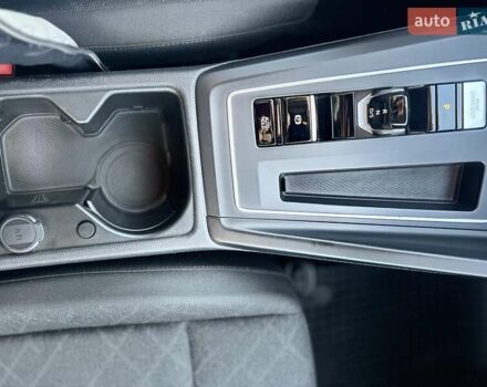 Синій Фольксваген Гольф, об'ємом двигуна 1.97 л та пробігом 200 тис. км за 20000 $, фото 37 на Automoto.ua