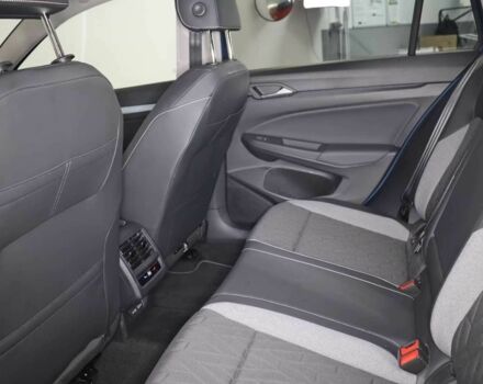 Синій Фольксваген Гольф, об'ємом двигуна 0 л та пробігом 5 тис. км за 35467 $, фото 8 на Automoto.ua