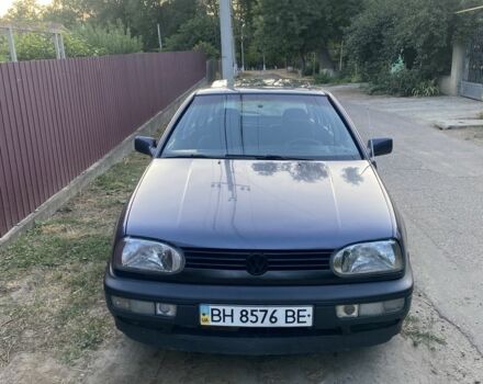 Синій Фольксваген Гольф, об'ємом двигуна 1.8 л та пробігом 300 тис. км за 1500 $, фото 1 на Automoto.ua