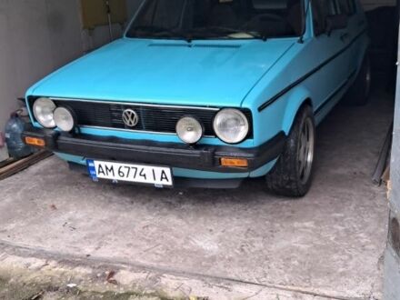 Синий Фольксваген Гольф, объемом двигателя 1.3 л и пробегом 232 тыс. км за 2500 $, фото 1 на Automoto.ua