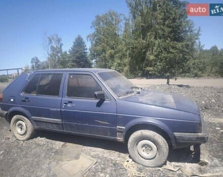 Синій Фольксваген Гольф, об'ємом двигуна 1.3 л та пробігом 300 тис. км за 397 $, фото 1 на Automoto.ua