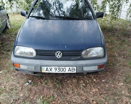 Синий Фольксваген Гольф, объемом двигателя 1.9 л и пробегом 200 тыс. км за 1000 $, фото 1 на Automoto.ua