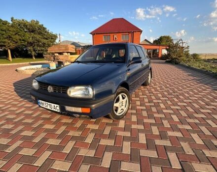 Синий Фольксваген Гольф, объемом двигателя 1.8 л и пробегом 230 тыс. км за 2400 $, фото 1 на Automoto.ua