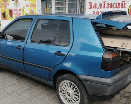 Синій Фольксваген Гольф, об'ємом двигуна 1.8 л та пробігом 350 тис. км за 2500 $, фото 1 на Automoto.ua