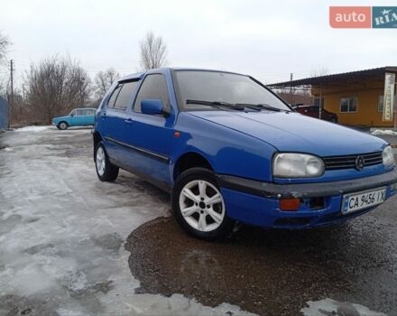 Синий Фольксваген Гольф, объемом двигателя 1.8 л и пробегом 210 тыс. км за 1600 $, фото 1 на Automoto.ua
