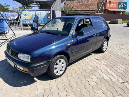 Фольксваген Гольф 1993 у Чернівцях на Automoto.ua Синій Фольксваген Гольф, об'ємом двигуна 1.78 л та пробігом 164 тис. км за 1550 $, фото 1 на Automoto.ua