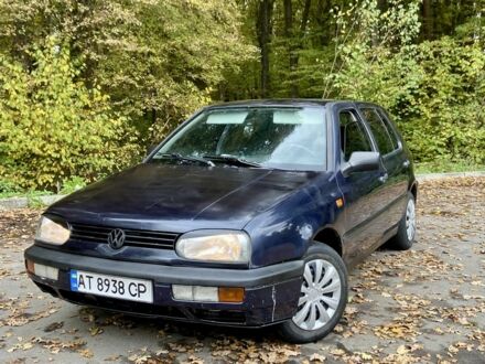 Фольксваген Гольф 1994 у Івано-Франківську на Automoto.ua Синій Фольксваген Гольф, об'ємом двигуна 1.4 л та пробігом 280 тис. км за 1499 $, фото 1 на Automoto.ua