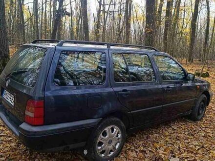 Синий Фольксваген Гольф, объемом двигателя 1.78 л и пробегом 195 тыс. км за 1950 $, фото 1 на Automoto.ua